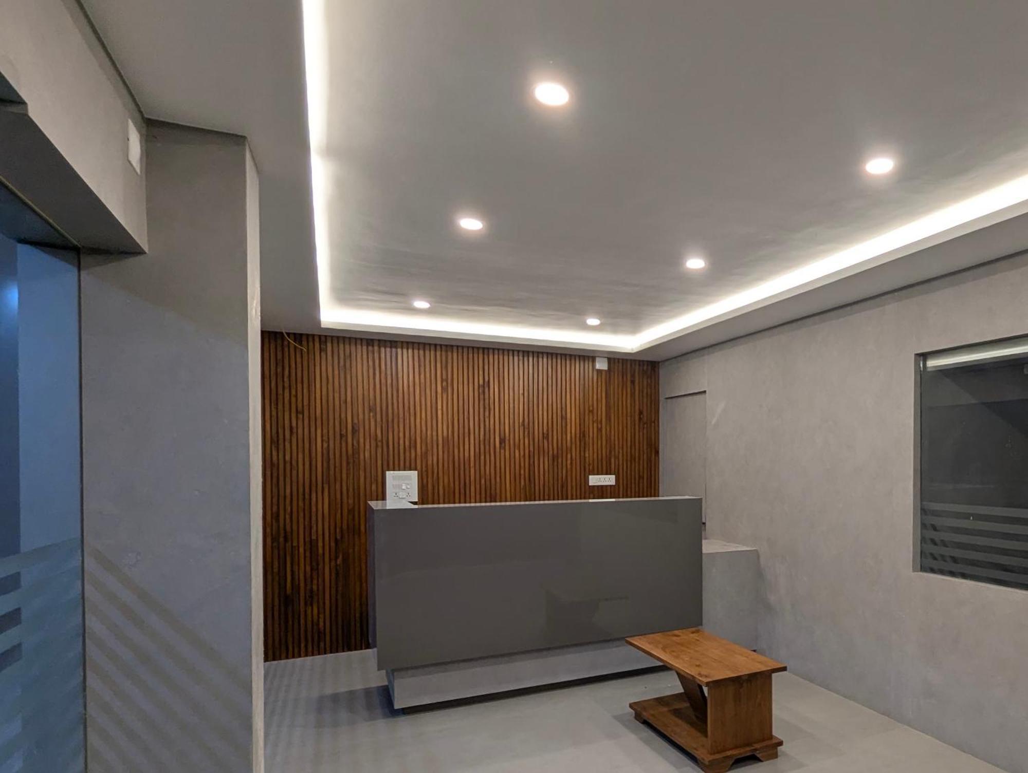 Jayalakshmi Residency Hotel Vaduvanchal Exterior photo